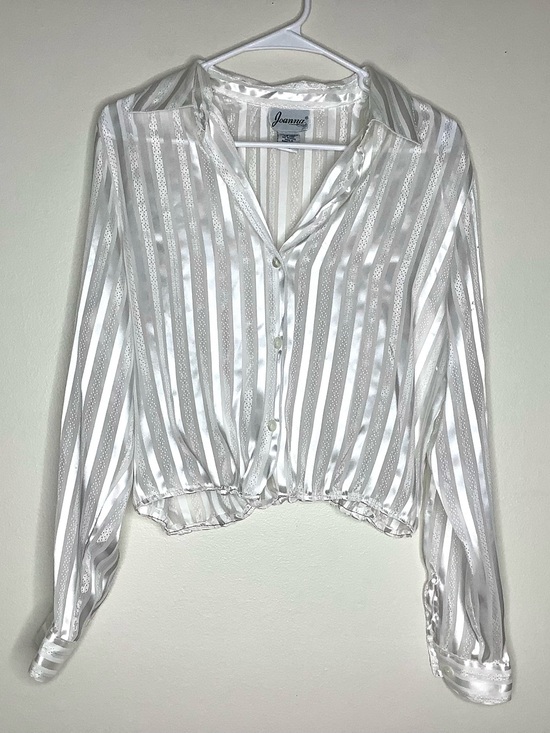 Joanna Tops - < Vintage Joanna White Striped Sheer Satin Button-Front Top >